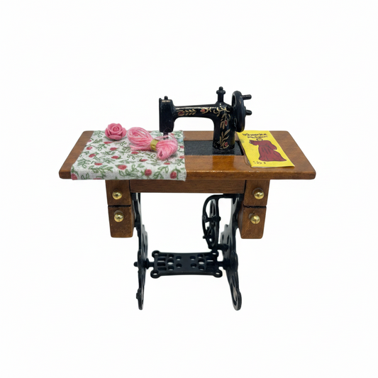 Miniature Vintage Treadle Sewing Machine Set – Dollhouse Sewing Room
